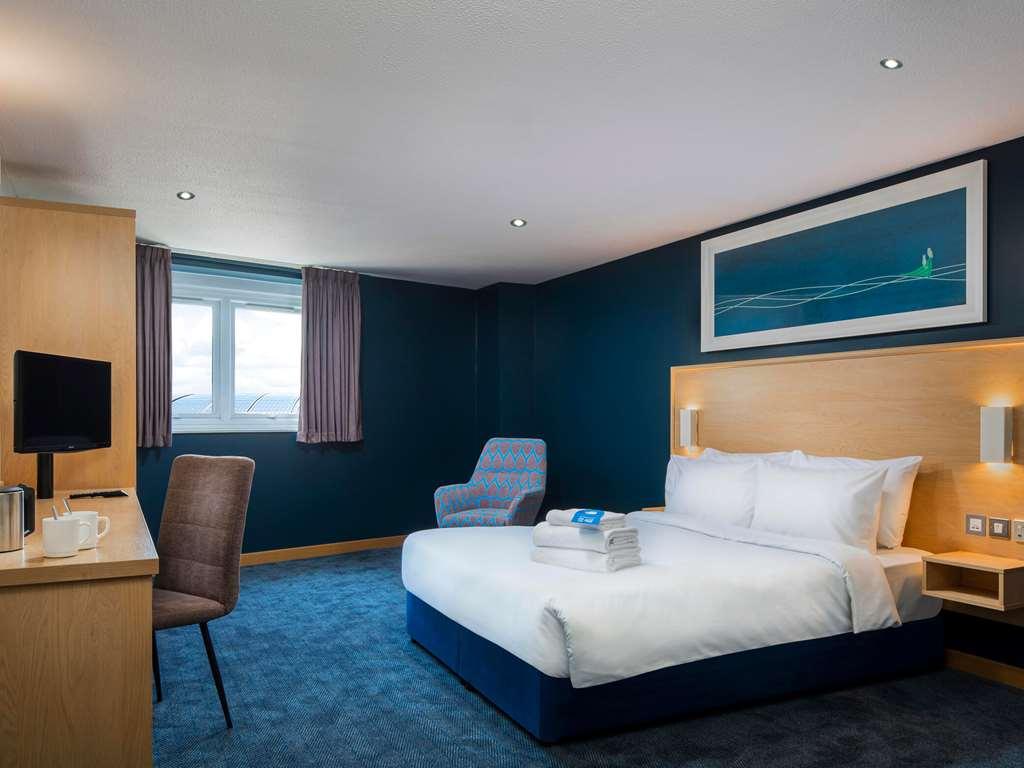 Travelodge Bath Central חדר תמונה