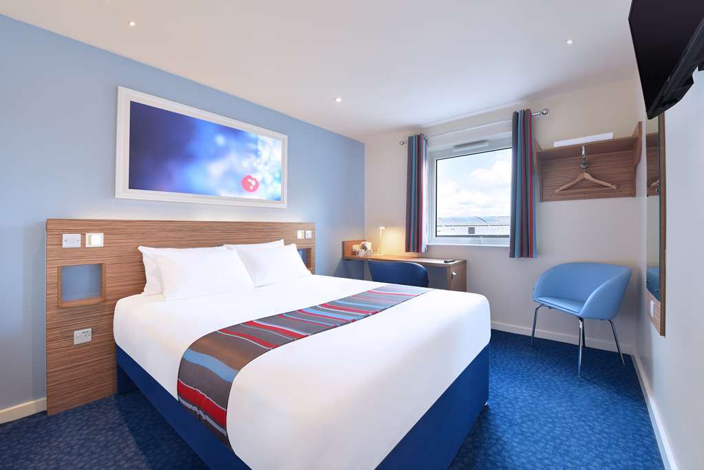 Travelodge Bath Central חדר תמונה